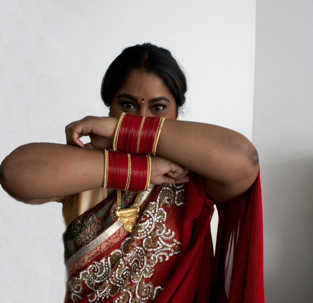 Aartie rode armbanden