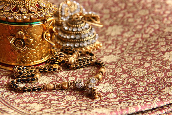 Mangasutra en jhumka's