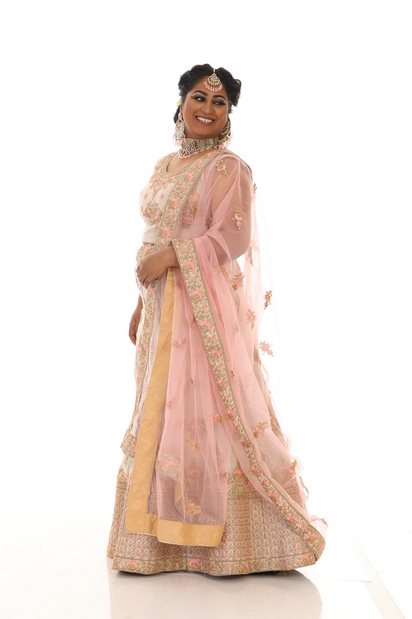 Aartie in traditionele lehenga