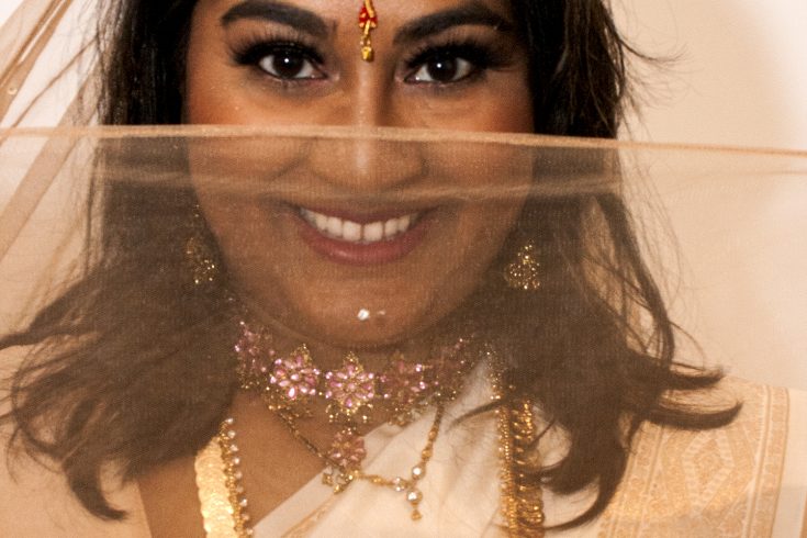 Aartie met gouden dupatta